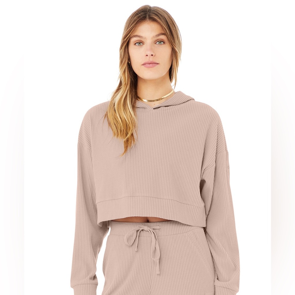 Alo Muse Hoodie in Dusty Pink